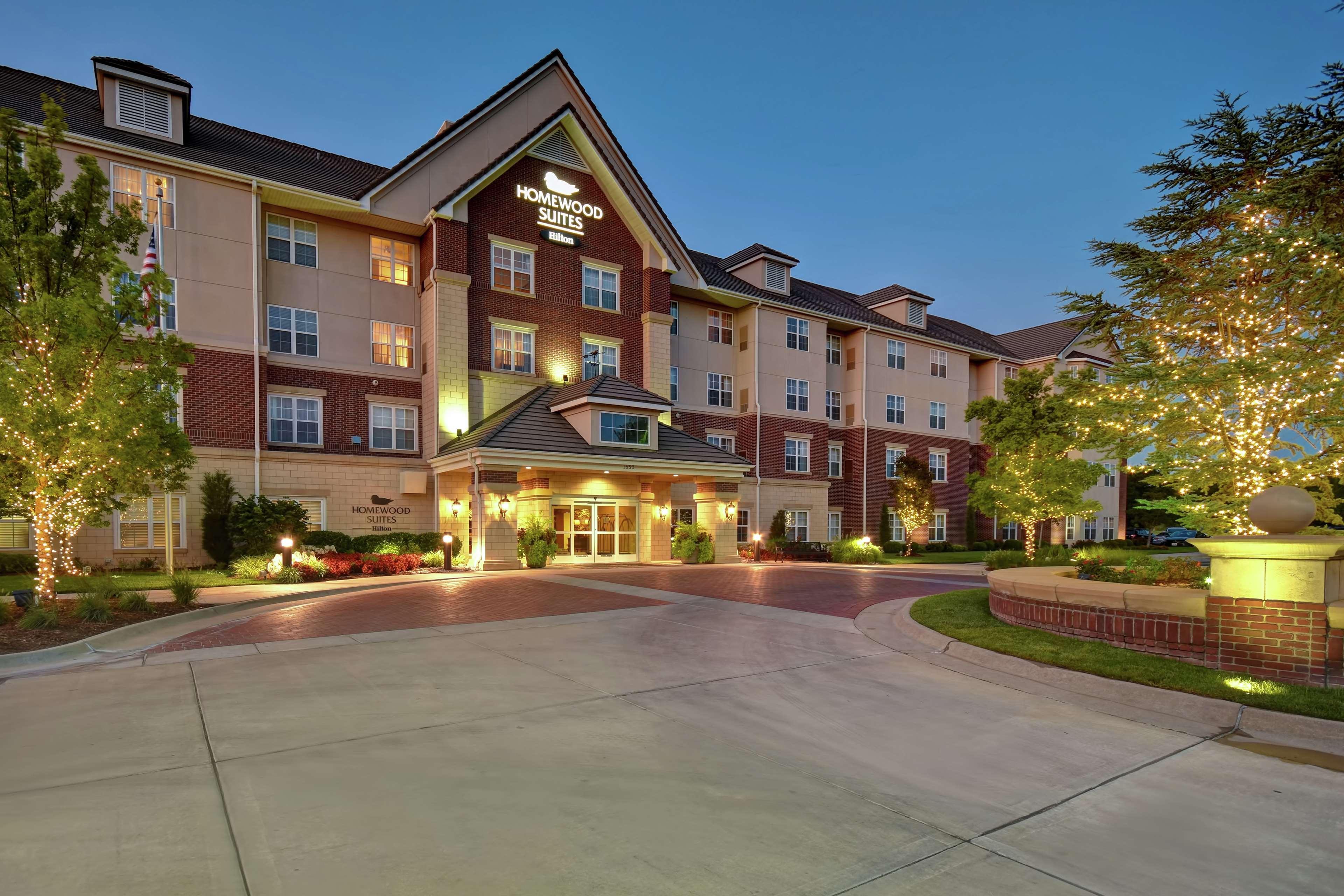 Homewood Suites By Hilton At The Waterfront Wichita Eksteriør bilde