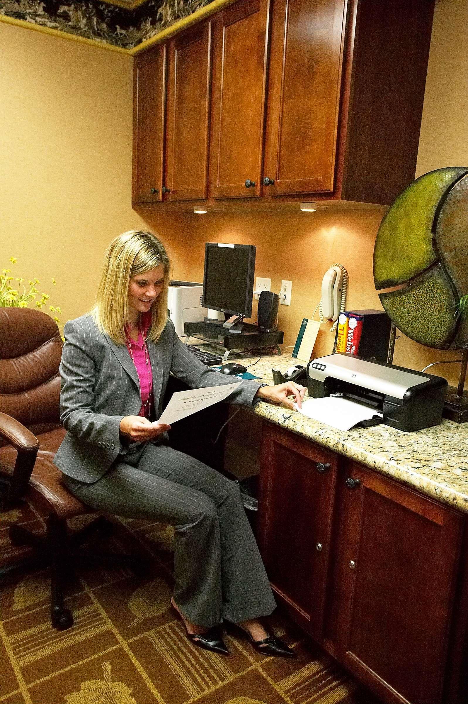 Homewood Suites By Hilton At The Waterfront Wichita Eksteriør bilde