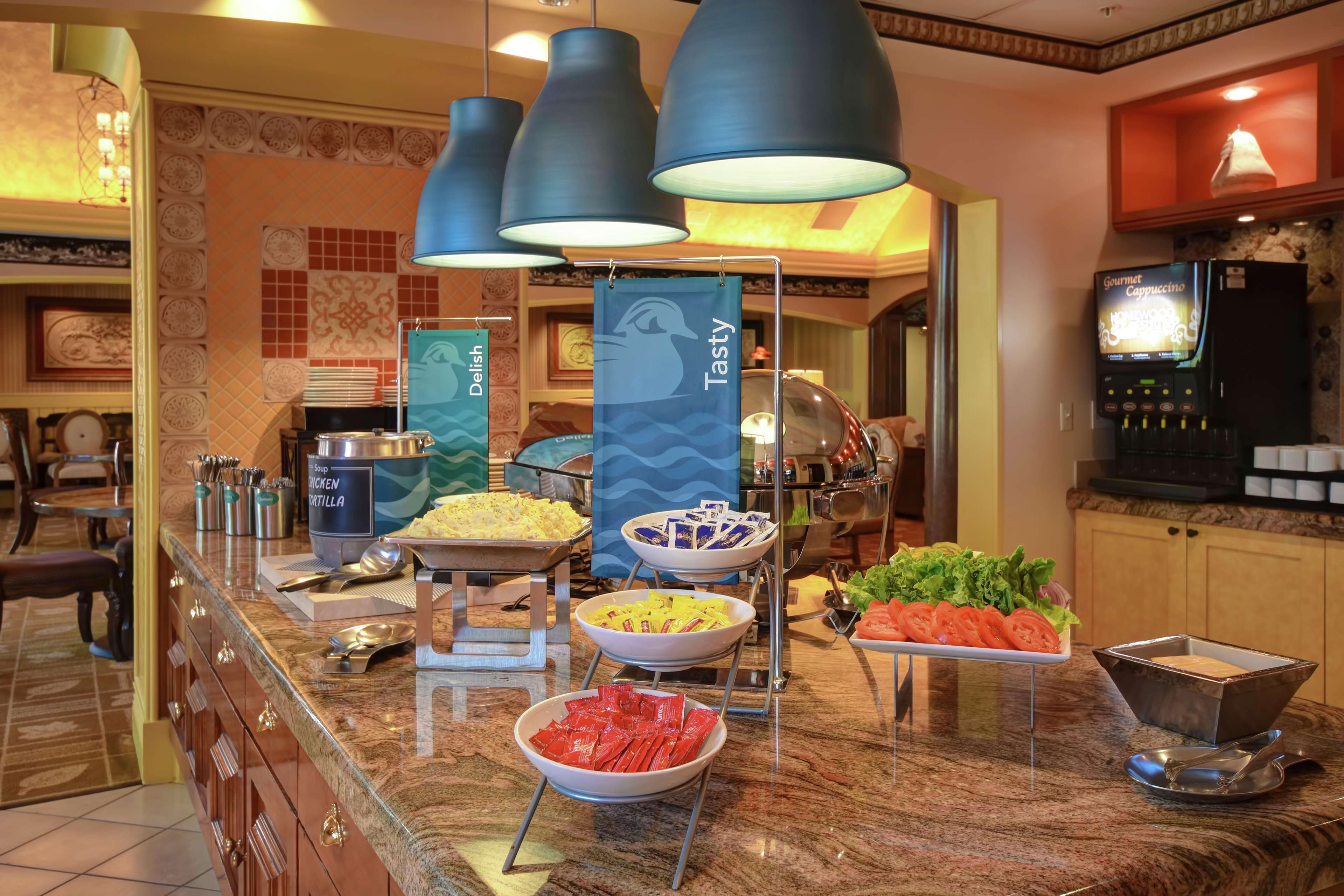 Homewood Suites By Hilton At The Waterfront Wichita Eksteriør bilde
