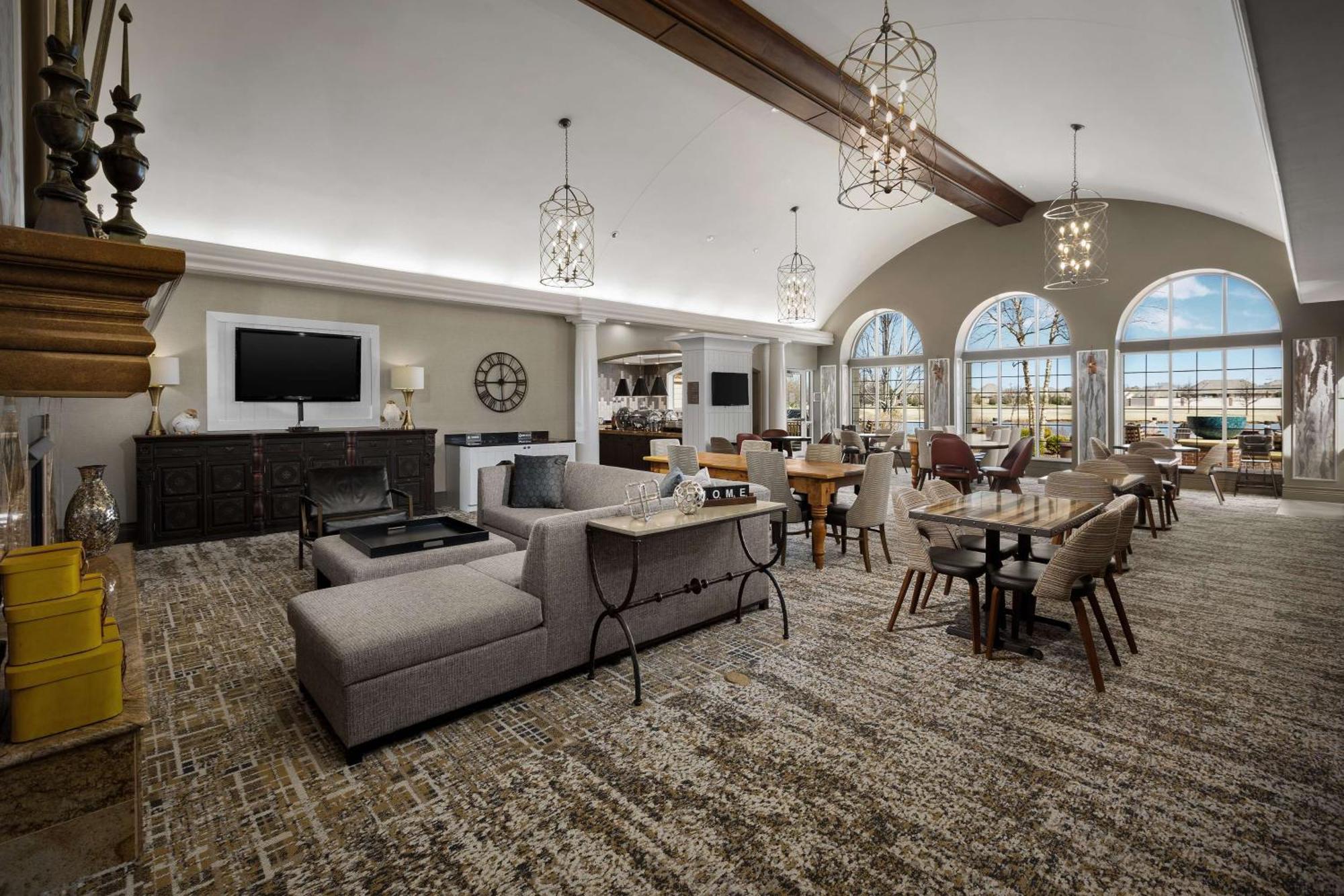 Homewood Suites By Hilton At The Waterfront Wichita Eksteriør bilde