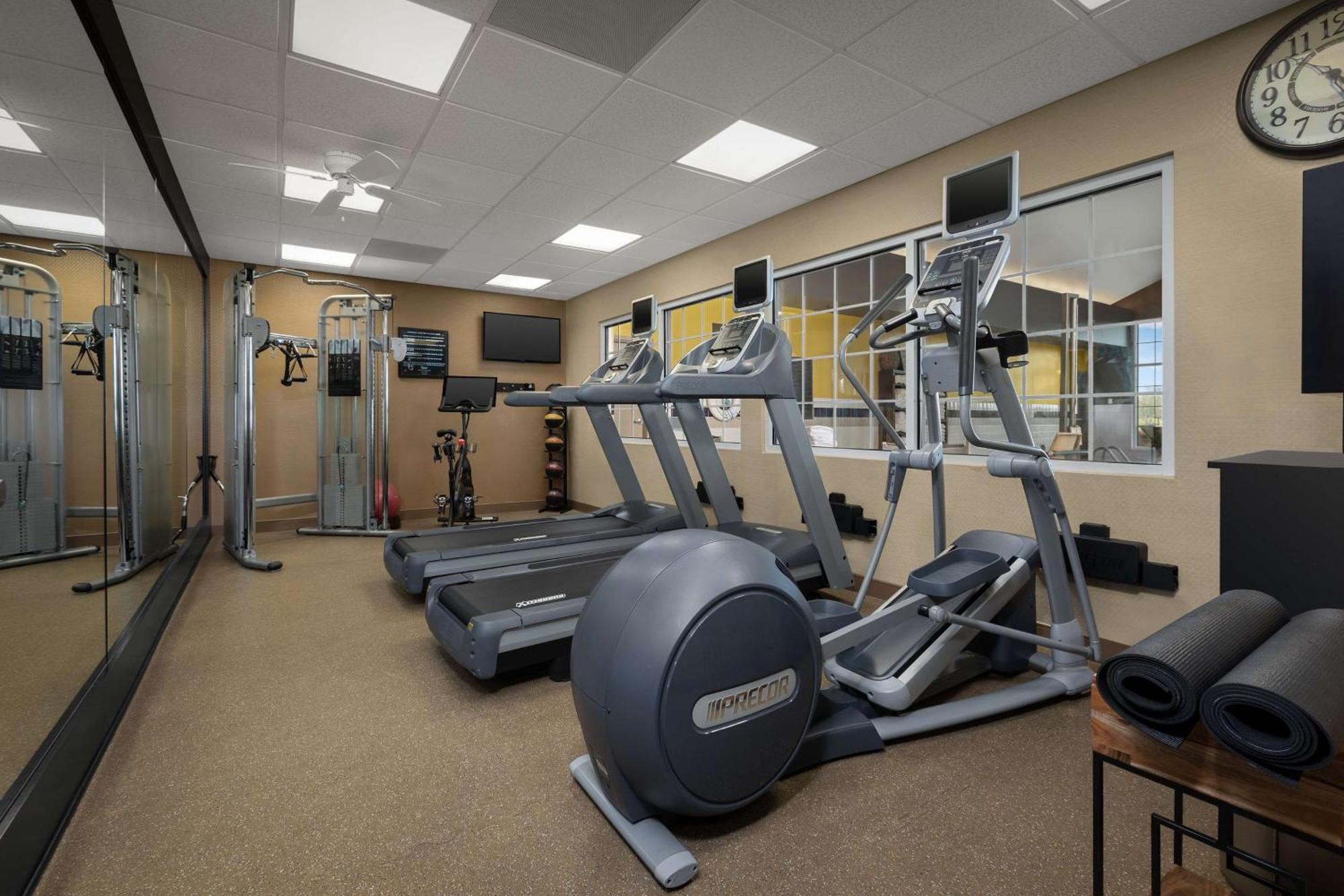Homewood Suites By Hilton At The Waterfront Wichita Eksteriør bilde